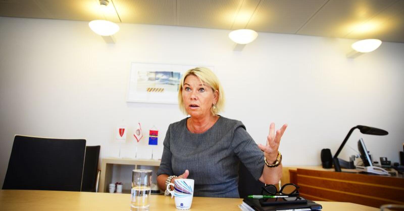 Monica Mæland (H) ble kommunal- og moderniseringsminister i januar 2018. Siden har sammenslåingen mellom Troms og Finnmark preget jobben. Foto: Siri Juell Rasmussen