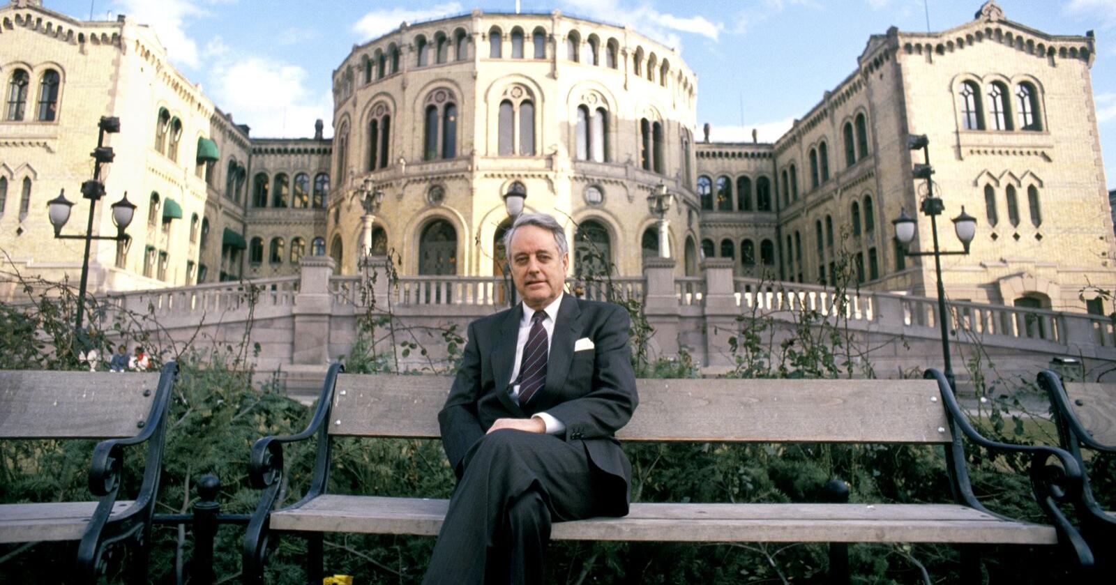 Samfunnsbygger: Her er Reidar Due fotografert som stortingsrepresentant i 1989.  Foto: Bjørn-Owe Holmberg / NTB 