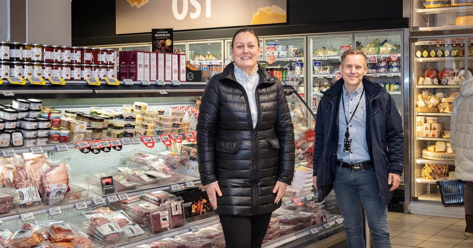 Karolina Grønås Henriksen i Nortura og Vidar Olsen i Norgesgruppen har jobbet frem en fersk avtale som sikrer mer Gilde kjøttprodukter i Norgegruppens butikker. Foto: Phuong Luu