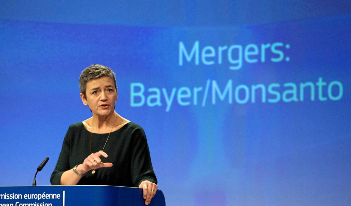 EUs konkurransekommissær Margrethe Vestager kunngjorde onsdag at EU har godkjent tyske Bayers oppkjøp av amerikanske Monsanto. Foto: AP / NTB scanpix