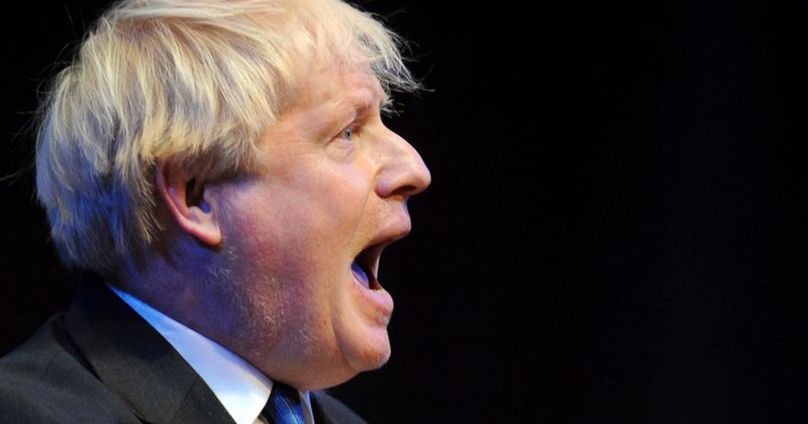 Tidligere utenriksminister Boris Johnson gikk hardt ut mot Theresa May under De konservatives partilandsmøte i Birmingham og refset Mays brexitplan. Foto: Rui Viera / AP NTB scanpix