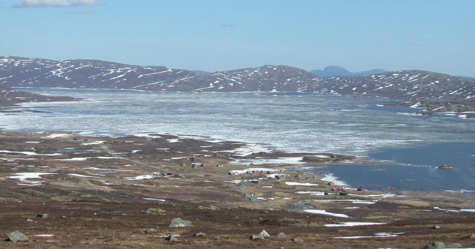 Bedre luftkvalitet virker også inn på vannkvaliteten. Bildet viser Vinstervatnet i Øystre Slidre. (Foto: Linda Sunde)