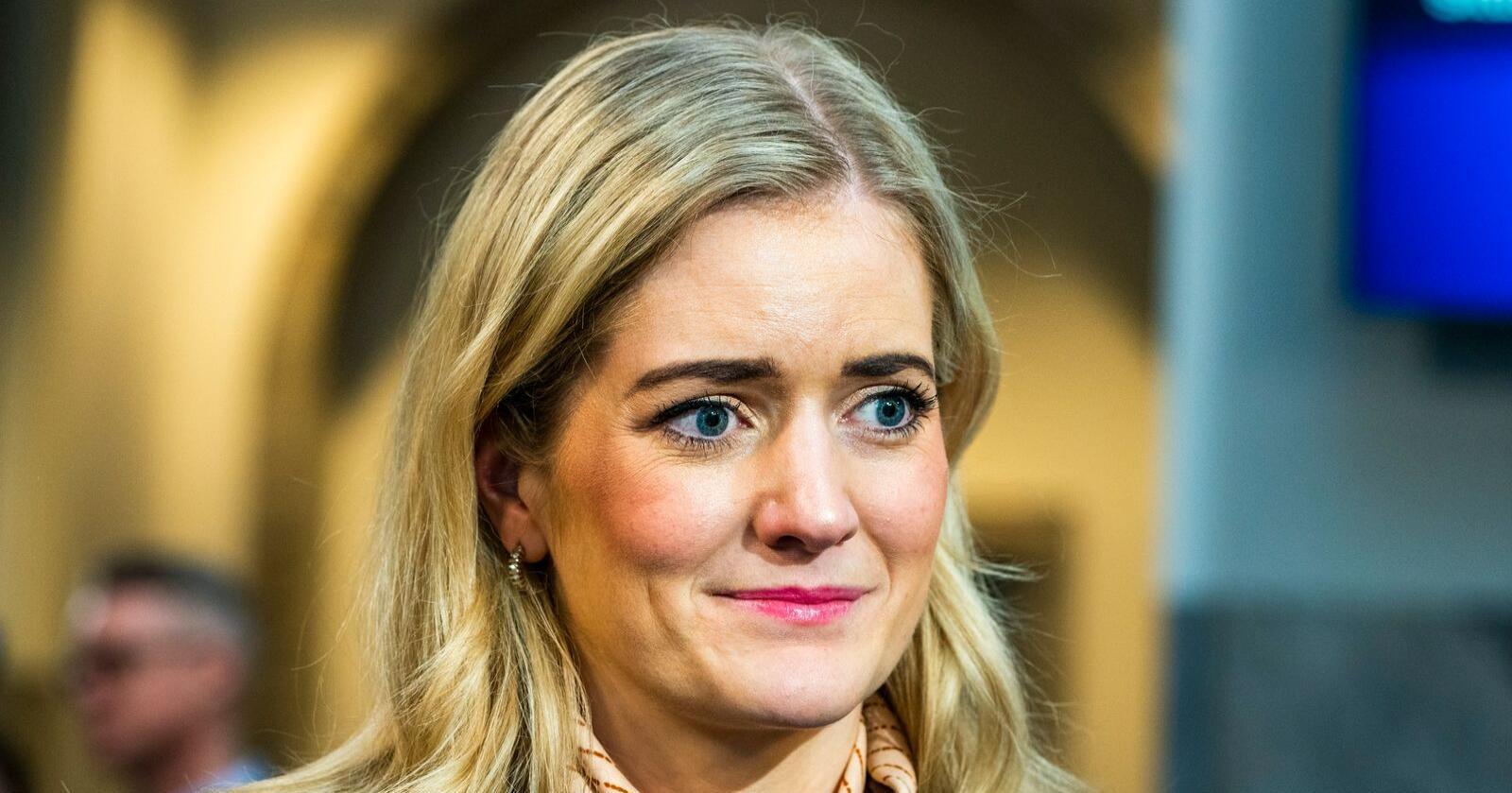 Justisminister Emilie Enger Mehl (Sp) vil ikke at private aktører skal kunne ta ut like mye i profitt som de gjorde under den forrige flyktningkrisen. Foto: Håkon Mosvold Larsen / NTB