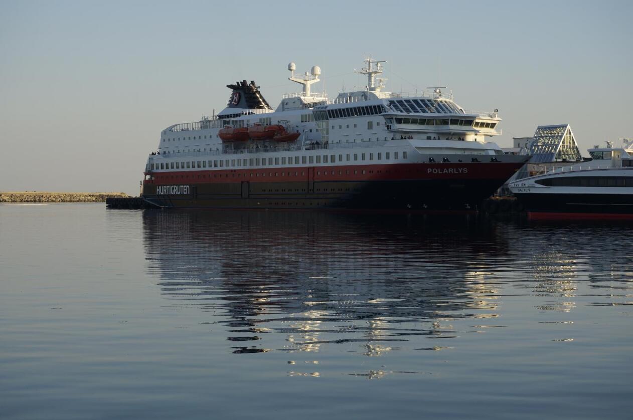 Ifølge en børsmelding fredag kontrollerer nå Silk Bidco 91,17 prosent av Hurtigruten. Foto: Mariann Tvete