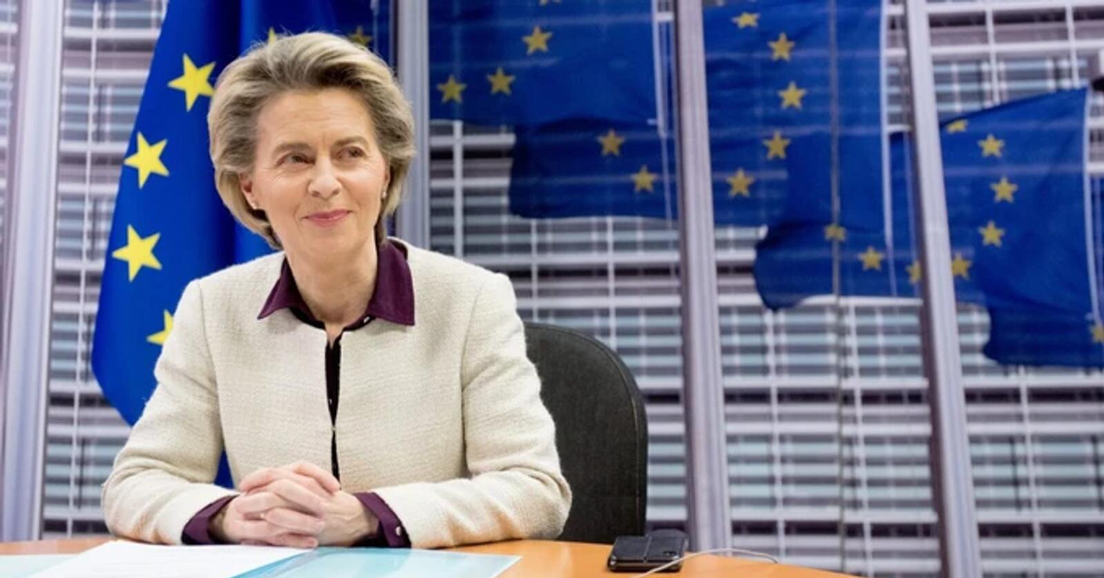 EU-kommisjonens president Ursula von der Leyen legger 18. mai frem tiltak som EU vil sette i verk, dersom russerne stanser eksporten av gass. Foto: Etienne Ansotte, EU audiovisuelle service