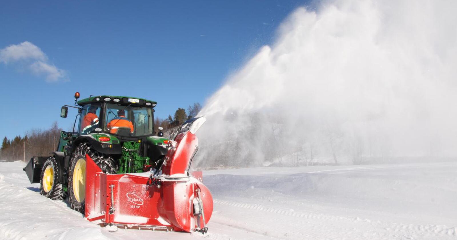 SNØRYDDING: I april blir det fagdager for snøryddere i regi av Tokvam. Arkivfoto: Norsk Landbruk