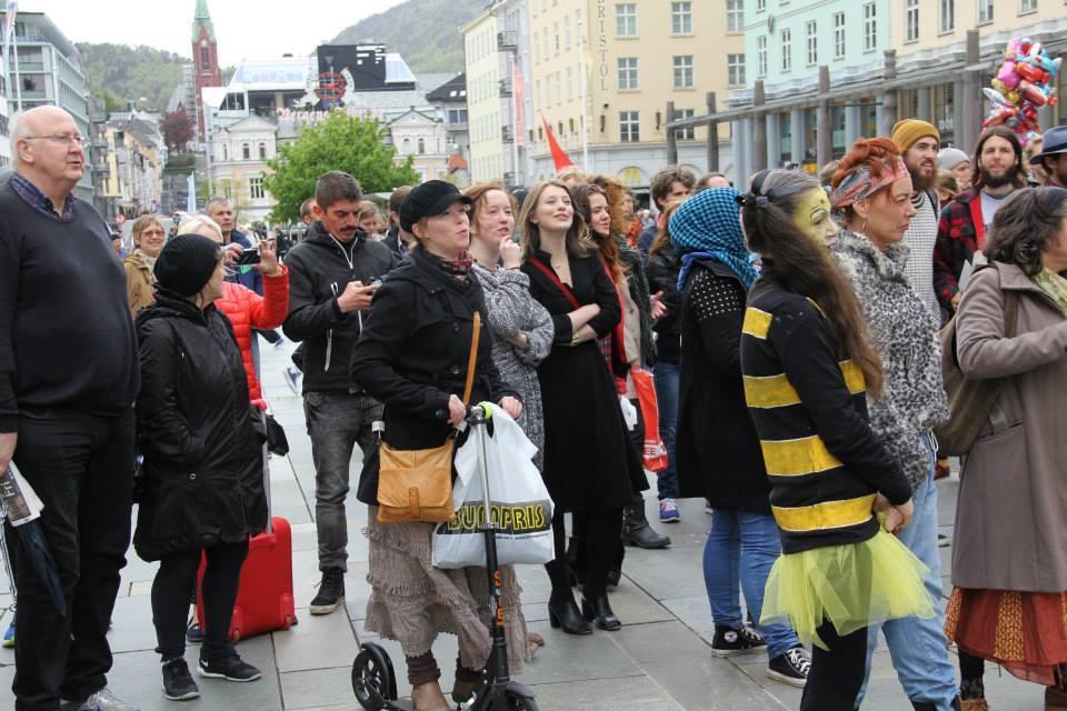 Aksjonister i Bergen. Foto: March Against Monsanto