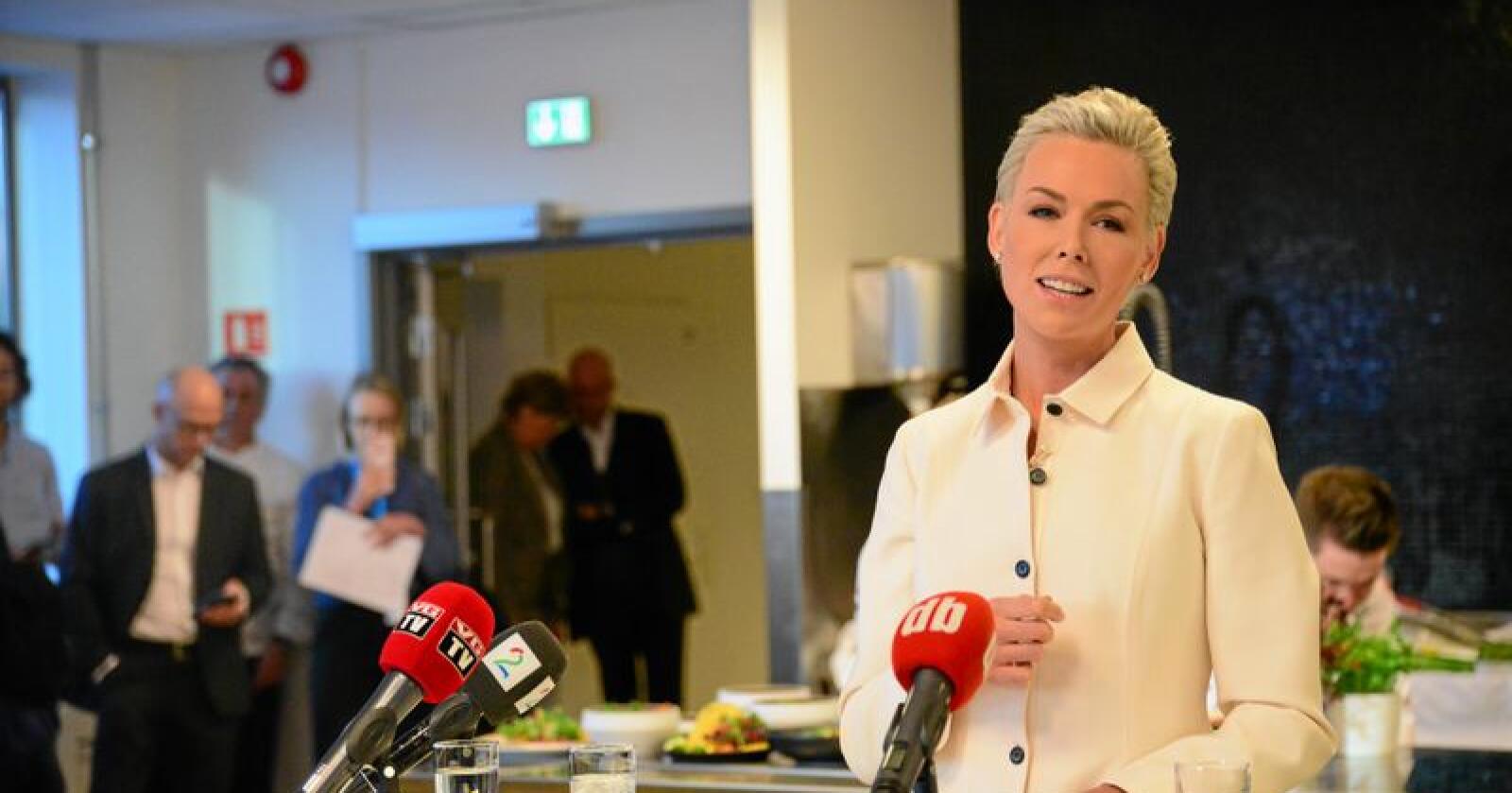 Nordmenn må kutte kjøttforbruket med nesten 100 gram, ifølge EAT-rapporten. Bildet viser lederen av EAT, Gunhild Stordalen. Foto: Siri Juell Rasmussen.