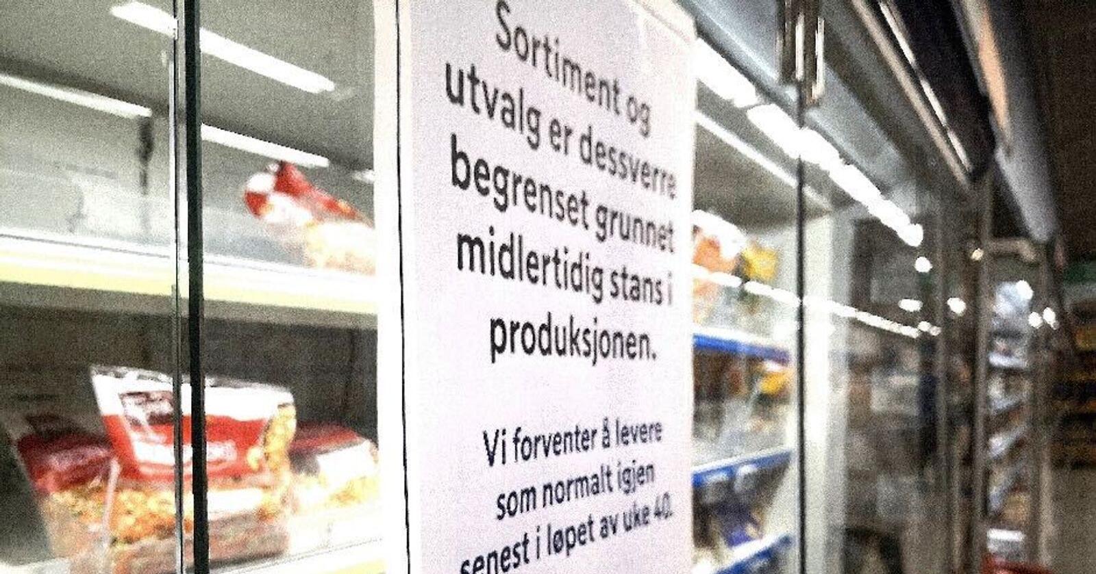 Smitteutbruddet ved Bamas avdeling på Lierstranda gjør at butikkhyllene tømmes for salat- og grønnsaksblandinger. Foto: Jon-Fredrik Klausen